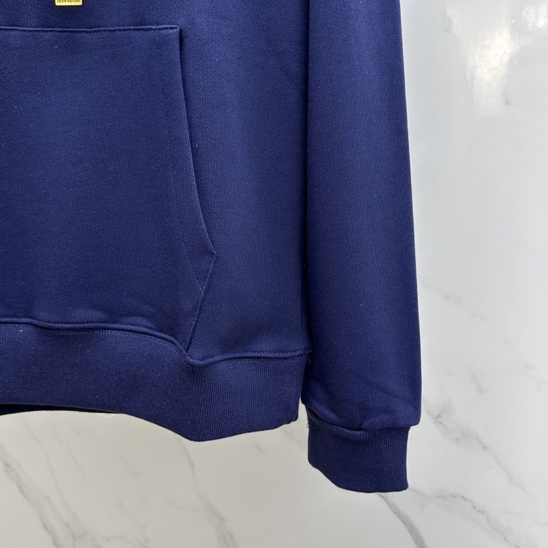 l0vis Vvtt0n hoodies